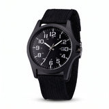 Montre digitale sport au design militaire avec bracelet en silicone et écran LCD rétroéclairé
