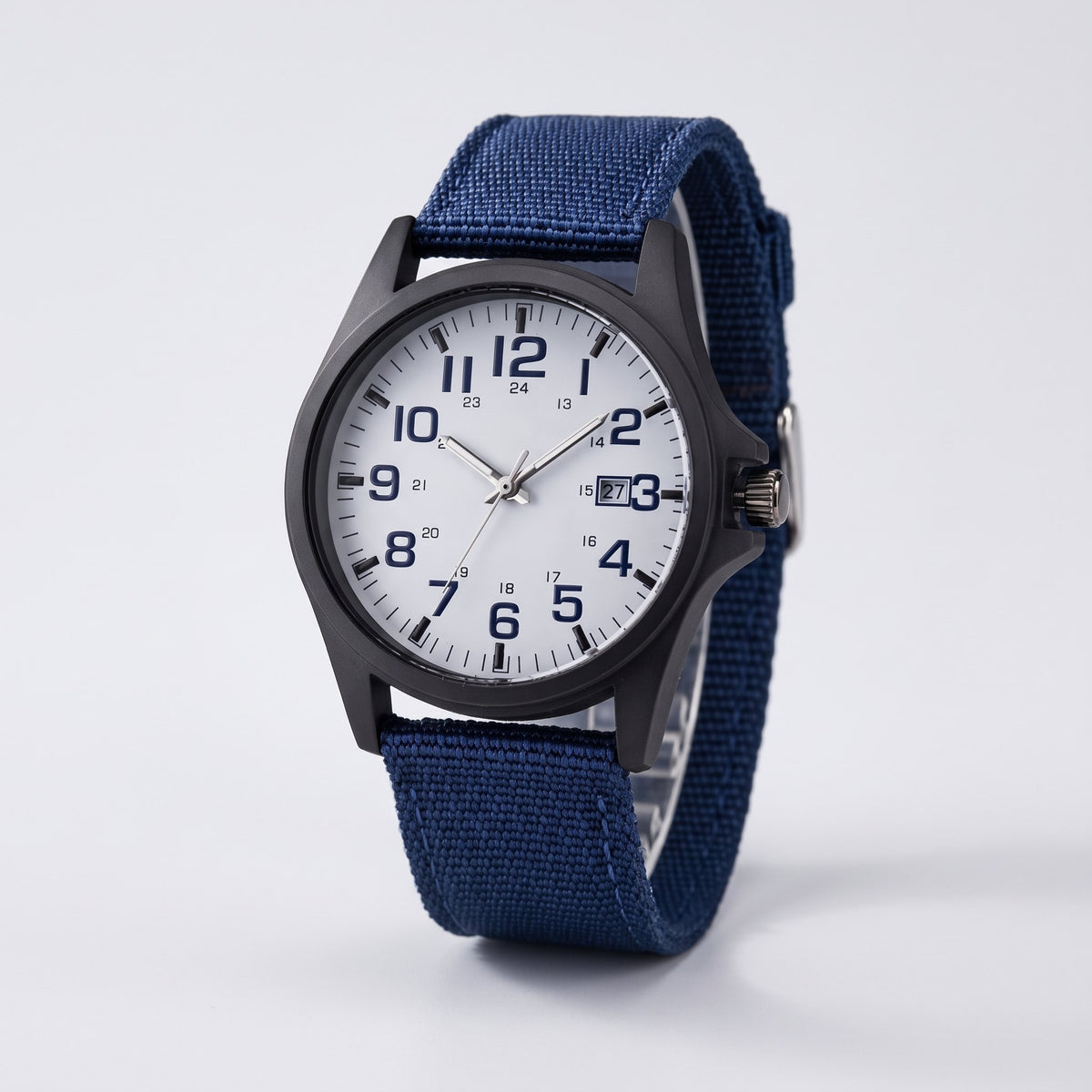 Montre digitale sport au design militaire avec bracelet en silicone et écran LCD rétroéclairé