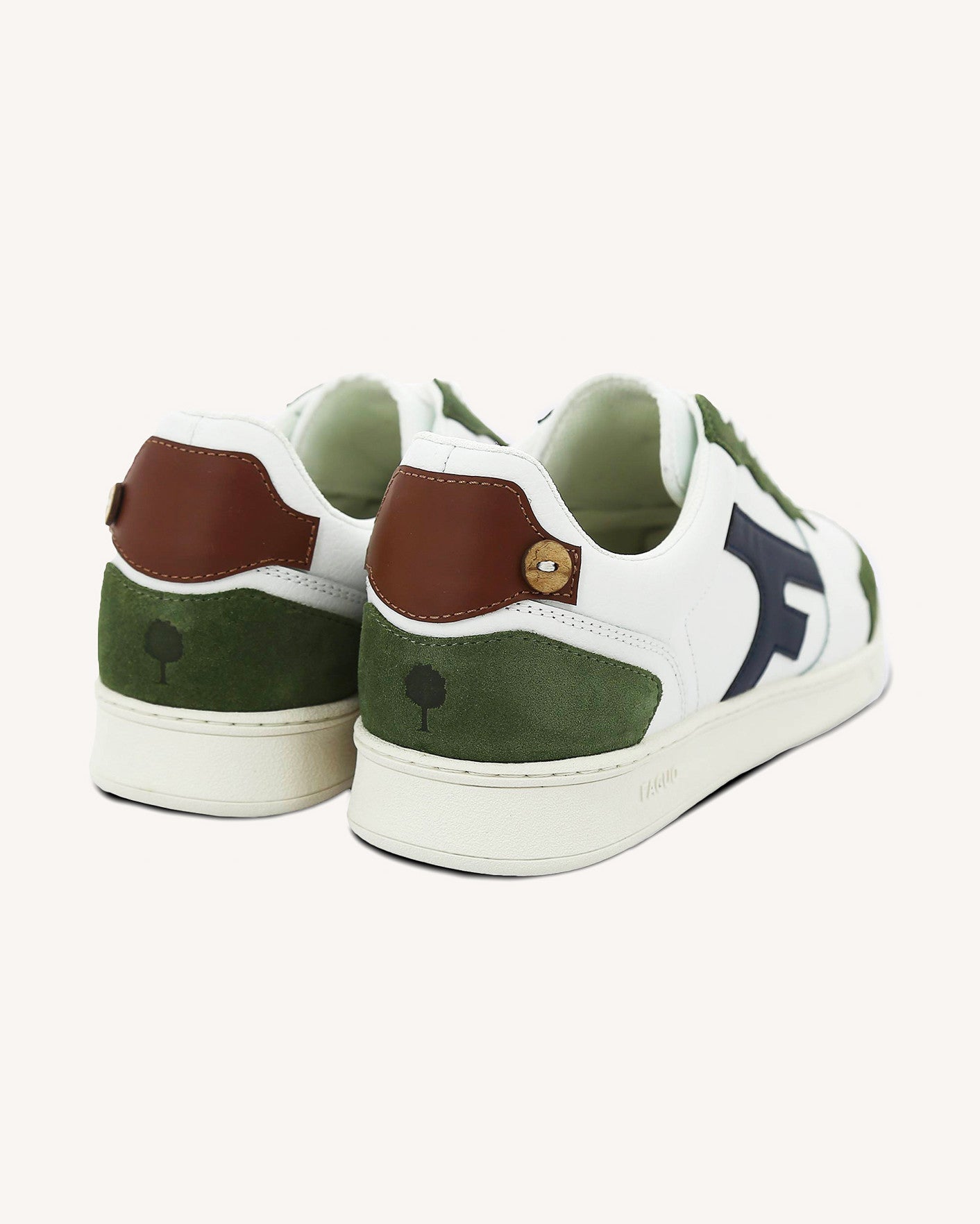 Baskets cuir blanc, bleu et kaki